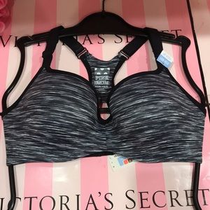 Size S ⚜️ Pink⚜️ Victoria’s Secret Sports Bra